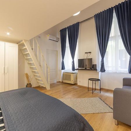 Lovely 1 Bedroom Flat With Central Location 布达佩斯 外观 照片